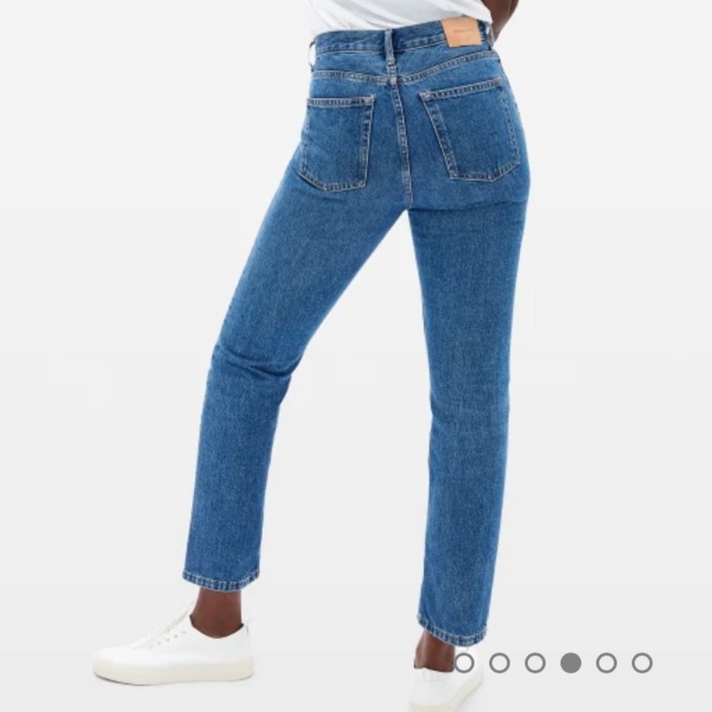 Everlane 90’s Cheeky Straight Jean
